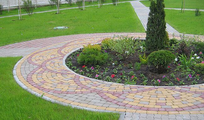 Делаем бордюр вровень с тротуарной плиткой
