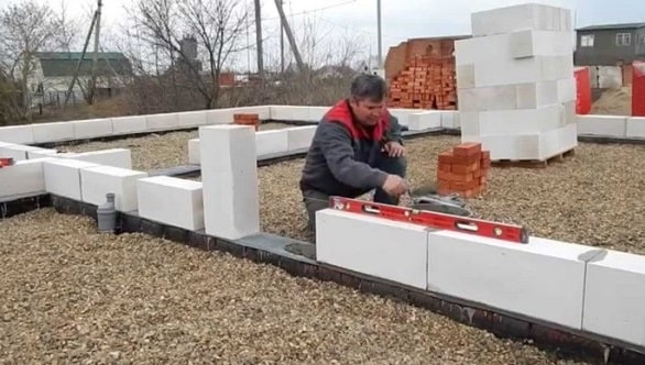 Сколько стоит кладка куба газобетона