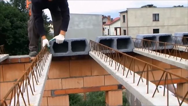 Укладка блоков